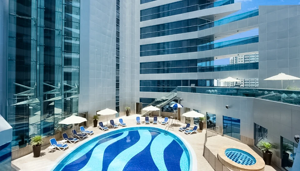 هتل گلف کورت بیزینس بی دبی